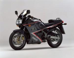 Yamaha FZ750 1991 года